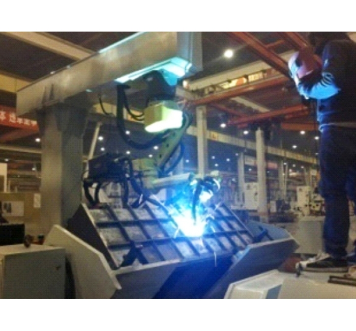 電控箱筋板機(jī)器人工作站